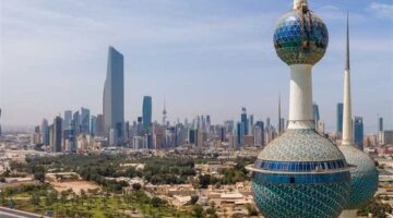 الطقس في الكويت اليوم.. الحرارة نهارًا 45 درجة وغبار مع رياح نشطة