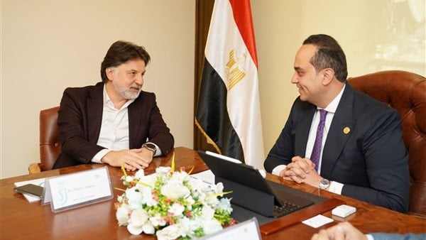 لنقل خبراتهم في مجال الصحة النفسية وعلاج الإدمان.. رئيس الرعاية الصحية يجتمع مع مسؤولي مودست التركية لنقل خبراتهم في مجال الصحة النفسية وعلاج الإدمان.. رئيس الرعاية الصحية يجتمع مع مسؤولي مودست التركية