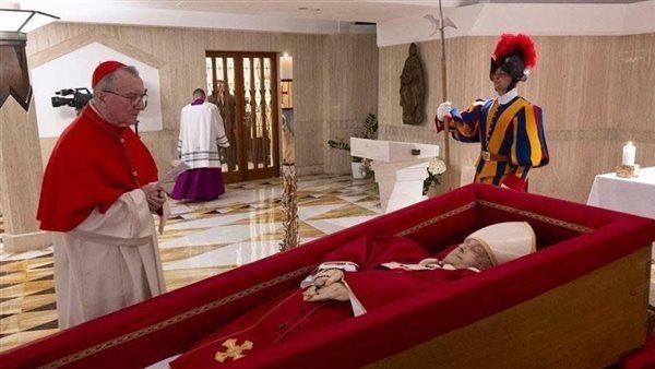 العالم يشيع البابا فرنسيس إلى مثواه الأخير العالم يشيع البابا فرنسيس إلى مثواه الأخير