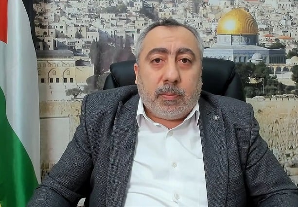 حماس: ألفاظ أبو مازن لا تليق بتضحيات الشعب الفلسطيني وأصبح فاقد الأهلية لمنصبه حماس: ألفاظ أبو مازن لا تليق بتضحيات الشعب الفلسطيني وأصبح فاقد الأهلية لمنصبه 