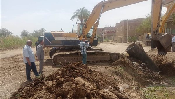 محافظ أسيوط: إزالة 328 حالة تعد واسترداد 70 فدان زراعة محافظ أسيوط: إزالة 328 حالة تعد واسترداد 70 فدان زراعة