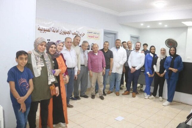 إقبال جماهيري كبير على قافلة حزب "الشعب الجمهوري" الطبية بقليوب إقبال جماهيري كبير على قافلة حزب "الشعب الجمهوري" الطبية بقليوب