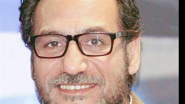 سامح قاسم يكتب | فتحي عفيفي.. رسّامُ الغبار النبيل سامح قاسم يكتب | فتحي عفيفي.. رسّامُ الغبار النبيل
