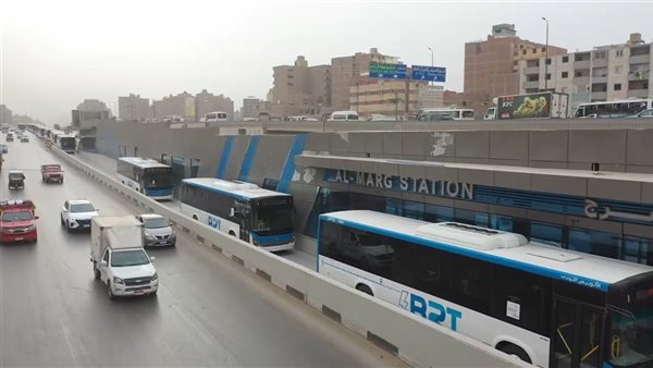 50 اتوبيس.. النقل تواصل تجارب تدريب سائقي اتوبيسات مشروع الأتوبيس الترددي  BRT على مسار المرحلة الأولى