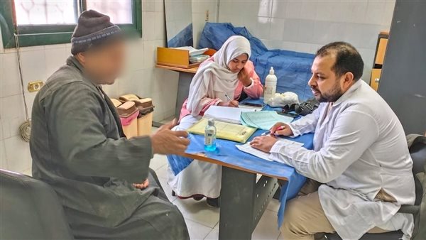 قافلة طبية بقرية الأحايوة شرق بأخميم قافلة طبية بقرية الأحايوة شرق بأخميم