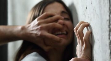 ضبط عامل اعتدى على زميلته بالضرب في مطعم بمدينة نصر