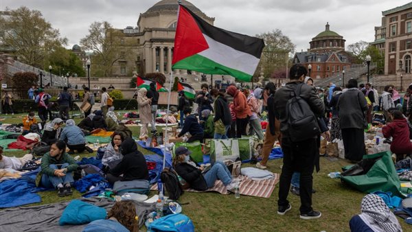 طلاب كولومبيا يعتزمون إعادة نصب مخيمات مؤيدة لفلسطين في الحرم الجامعي طلاب كولومبيا يعتزمون إعادة نصب مخيمات مؤيدة لفلسطين في الحرم الجامعي