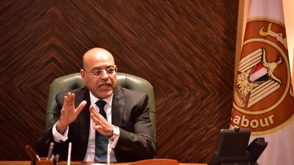 هل تقدمت شركات بطلب التماس لعدم تطبيق الحد الأدنى للأجور بعد زيادته؟.. وزير العمل يرد هل تقدمت شركات بطلب التماس لعدم تطبيق الحد الأدنى للأجور بعد زيادته؟.. وزير العمل يرد
