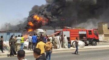 الحماية المدنية تدفع بـ3 سيارات إطفاء إضافية للسيطرة على حريق مصنع في 6 أكتوبر