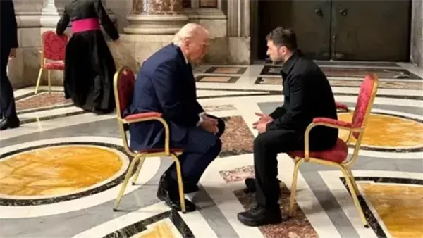 زيلينسكي: عقدت اجتماعًا رمزيًا مع ترامب في روما