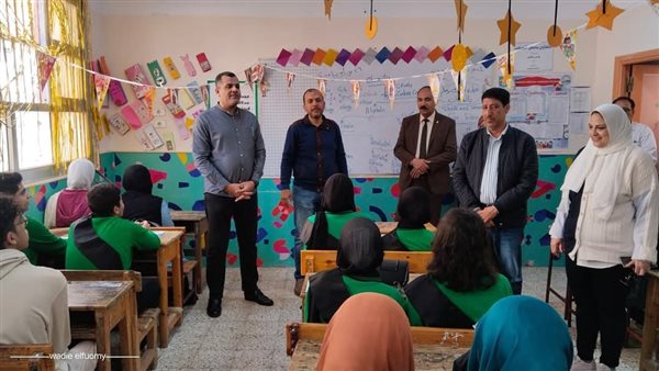 إقبال كبير على المراجعات المجانية في مدارس دمياط إقبال كبير على المراجعات المجانية في مدارس دمياط