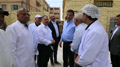 وزير الزراعة و محافظ الشرقية يتفقدان مشروعات التعاون والإصلاح الزراعي بالزقازيق وبلبيس