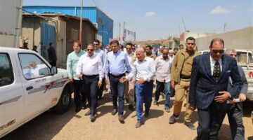 وزير الزراعة يوجه بالتيسير على المزارعين وإزالة أية معوقات في عمليات صرف الأسمدة