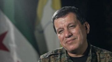 قائد قسد: سورية الجديدة تحتاج دستور لا مركزي ومؤتمر “وحدة الصف” ليس لتقسيمها