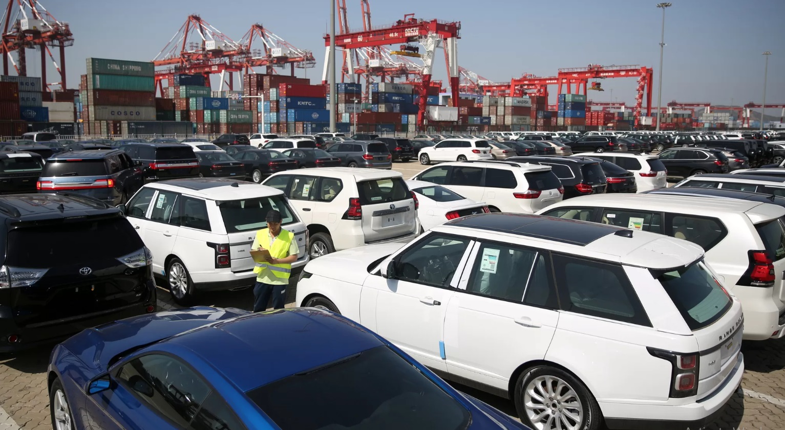 المالية: عودة خدمات الدعم الفنى بالتطبيق الإلكتروني لمبادرة سيارات المصريين بالخارج المالية: عودة خدمات الدعم الفنى بالتطبيق الإلكتروني لمبادرة سيارات المصريين بالخارج