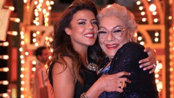 ناهد السباعي في ذكرى ميلاد والدتها: "كل سنة وأنتي طيبة في الجنة" ناهد السباعي في ذكرى ميلاد والدتها: "كل سنة وأنتي طيبة في الجنة"