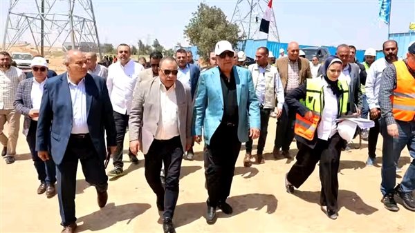 وزير الكهرباء: توفير التغذية الكهربائية اللازمة لمشروعات التنمية الزراعية بالدلتا الجديدة وزير الكهرباء: توفير التغذية الكهربائية اللازمة لمشروعات التنمية الزراعية بالدلتا الجديدة