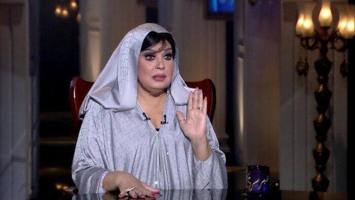 «العركة قامت صد بقى».. فيفي عبده توجه رسالة حادة لشخص مجهول «العركة قامت صد بقى».. فيفي عبده توجه رسالة حادة لشخص مجهول