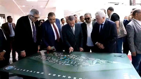 عاشور: منظومة التعليم العالي تشهد توسعا كبيرا بفضل دعم الرئيس السيسي عاشور: منظومة التعليم العالي تشهد توسعا كبيرا بفضل دعم الرئيس السيسي