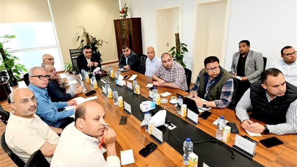 وزير الإسكان يطلب تقريرًا أسبوعيًا بموقف التسليمات لكل الوحدات في العلمين الجديدة وزير الإسكان يطلب تقريرًا أسبوعيًا بموقف التسليمات لكل الوحدات في العلمين الجديدة