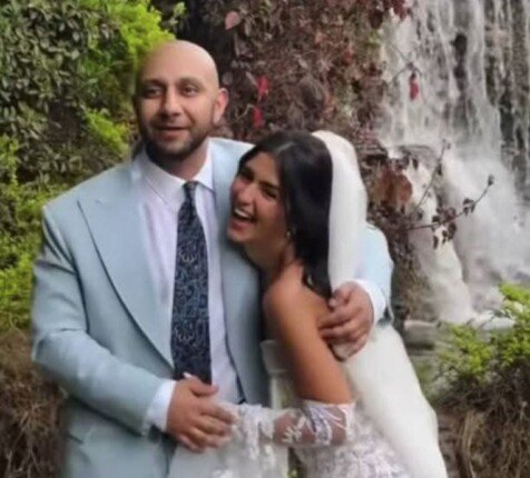 لبلبة أبرز الحضور بحفل زفاف نجل بهاء الدين محمد.. «صور» لبلبة أبرز الحضور بحفل زفاف نجل بهاء الدين محمد.. «صور»