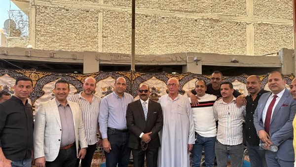 الصلح خير.. إنهاء خصومة ثأرية بين عائلتي “عوض” و”عرفة” بأبو النمرس الصلح خير.. إنهاء خصومة ثأرية بين عائلتي “عوض” و”عرفة” بأبو النمرس