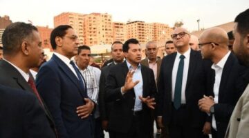 وزير الرياضة ومحافظ القليوبية يفتتحان عدداً من المشروعات الجديدة بشبرا الخيمة
