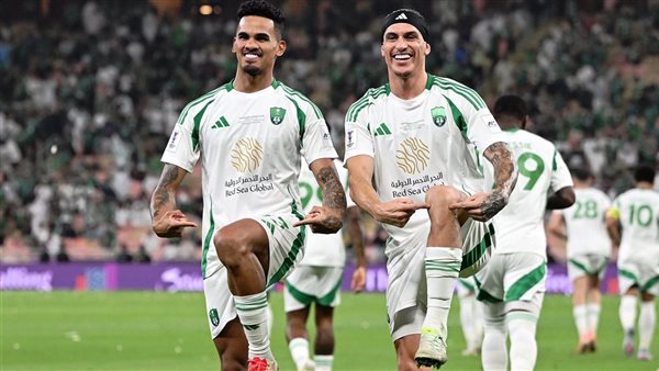 الأهلي يتخطى بوريرام ويواجه الهلال في نصف نهائي أبطال آسيا الأهلي يتخطى بوريرام ويواجه الهلال في نصف نهائي أبطال آسيا