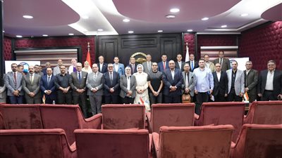 أمانة شئون العلاقات الحكومية المركزية بـ"مستقبل وطن" تعقد اجتماعاً تنظيمياً مع أمنائها في المحافظات لبحث وتقييم خطة عملها وتضع أهدافا جديدة أمانة شئون العلاقات الحكومية المركزية بـ"مستقبل وطن" تعقد اجتماعاً تنظيمياً مع أمنائها في المحافظات لبحث وتقييم خطة عملها وتضع أهدافا جديدة