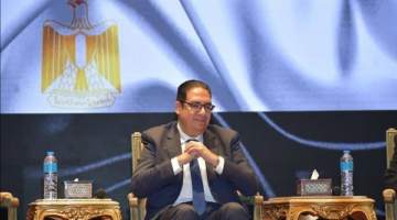 رئيس جامعة القاهرة: تسخير إمكانات الجامعة في خدمة المجتمع ودعم المبادرات الرئاسية