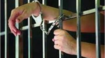 ضبط المتهمين بسرقة معرض سيارات بالقطامية