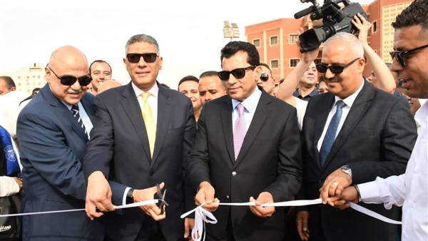 وزير الشباب والرياضة ومحافظ الجيزة يفتتحان منشآت رياضية جديدة بنادي حدائق الأهرام وزير الشباب والرياضة ومحافظ الجيزة يفتتحان منشآت رياضية جديدة بنادي حدائق الأهرام