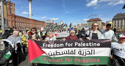 برلين.. مئات المتظاهرين يطالبون بوقف الإبادة الإسرائيلية في غزة برلين.. مئات المتظاهرين يطالبون بوقف الإبادة الإسرائيلية في غزة