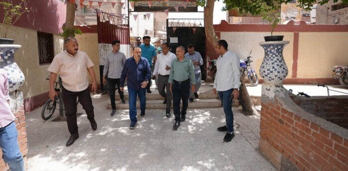 محافظ أسيوط يتفقد مدرسة طارق بن زياد الابتدائية لمتابعة سير العملية التعليمية محافظ أسيوط يتفقد مدرسة طارق بن زياد الابتدائية لمتابعة سير العملية التعليمية