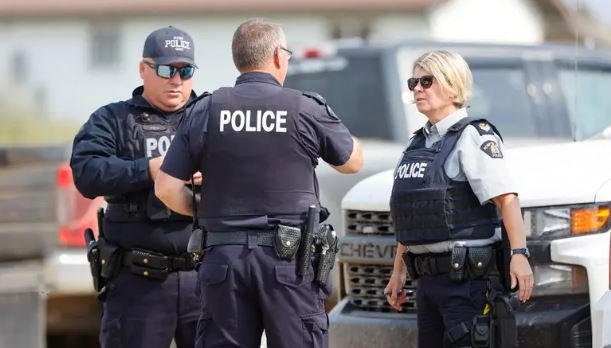 حادث دهس مأساوي خلال احتفالات «لابو لابو» في كندا حادث دهس مأساوي خلال احتفالات «لابو لابو» في كندا