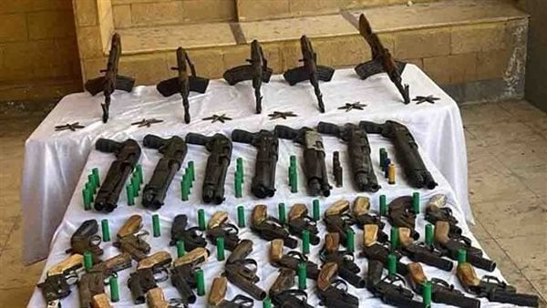 خطر على الأمن العام.. تفاصيل القبض على متهمين أدارا ورشة لتصنيع السلاح بأسيوط خطر على الأمن العام.. تفاصيل القبض على متهمين أدارا ورشة لتصنيع السلاح بأسيوط