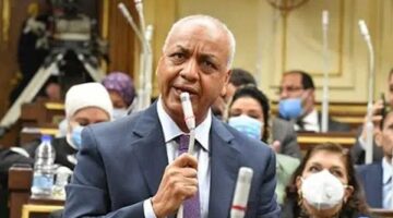 عبد المنعم إمام: مصر من دول العالم الرابع.. ومصطفى بكري يرد: فيه نهضة بكافة المستويات