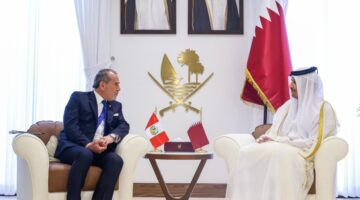 رئيس مجلس الوزراء وزير الخارجية يستقبل وزير خارجية البيرو