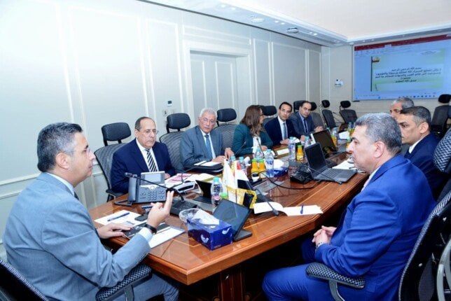 وزير التموين يتابع توافر الزيوت والصابون في الأسواق وزير التموين يتابع توافر الزيوت والصابون في الأسواق