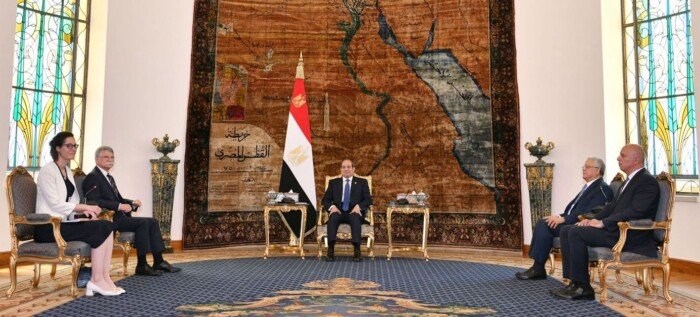 الرئيس السيسي يشيد بالزخم الذي يشهده التعاون البرلماني بين مصر والمجر