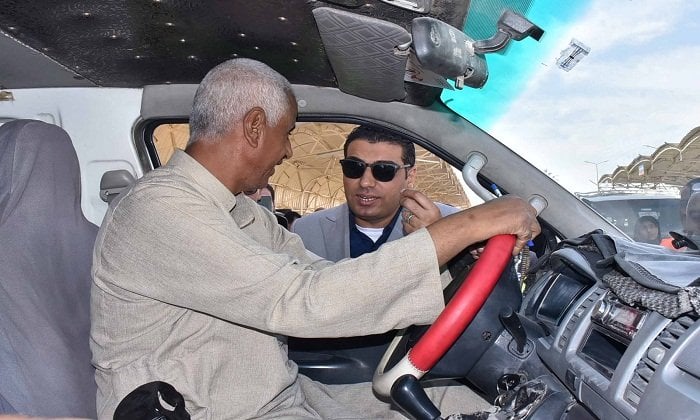 نائب محافظ الأقصر يشارك في حملة « خطوات ضد الإدمان» بمواقف السيارات نائب محافظ الأقصر يشارك في حملة « خطوات ضد الإدمان» بمواقف السيارات