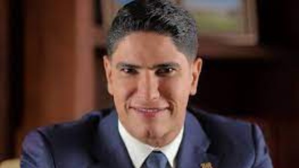 حبس المتهمين بتهديد وابتزاز أحمد أبو هشيمة 3 سنوات حبس المتهمين بتهديد وابتزاز أحمد أبو هشيمة 3 سنوات