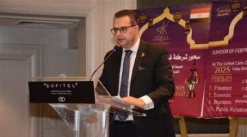خبير اقتصادي: سنشعر بالانفراجة السياحية والاقتصادية لمصر بمجرد الوصول إلى تسوية عسكرية بين روسيا وأوكرانيا.. انهيار الدولار يعود إلى سياسات ترامب العنيدة واستبدال الرسوم بالضريبة الموحدة قرار حكيم|حوا