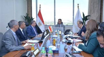 وزير التموين يشدد على توافر الزيوت بالأسواق ومنع اى ممارسات احتكارية