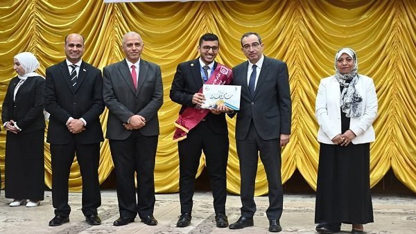 جامعة أسيوط تحقق إنجازات متميزة في مسابقة الطالب المثالي جامعة أسيوط تحقق إنجازات متميزة في مسابقة الطالب المثالي