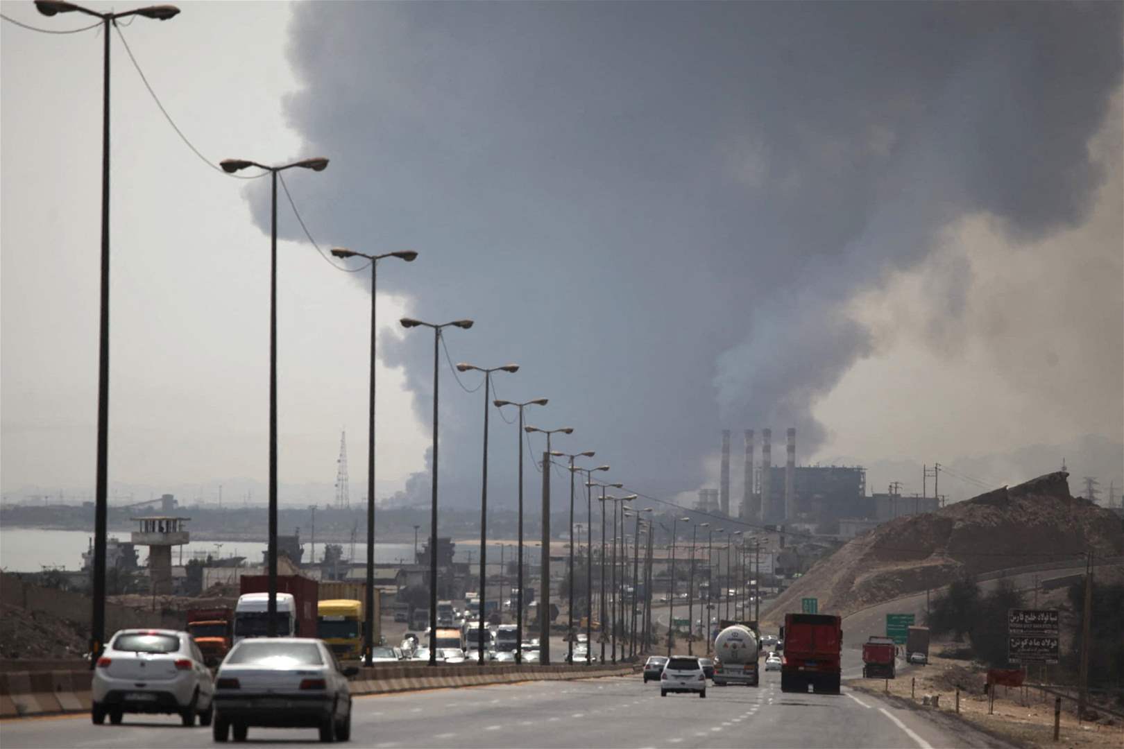 بيان لحزب الله عن إنفجار ميناء رجائي بيان لحزب الله عن إنفجار ميناء رجائي
