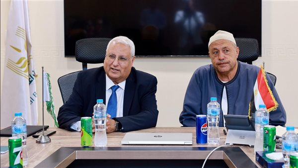 البنك الزراعي المصري يوقع بروتوكول تعاون لتمويل صغار المربين لشراء رؤوس الماشية بعائد 5% البنك الزراعي المصري يوقع بروتوكول تعاون لتمويل صغار المربين لشراء رؤوس الماشية بعائد 5%