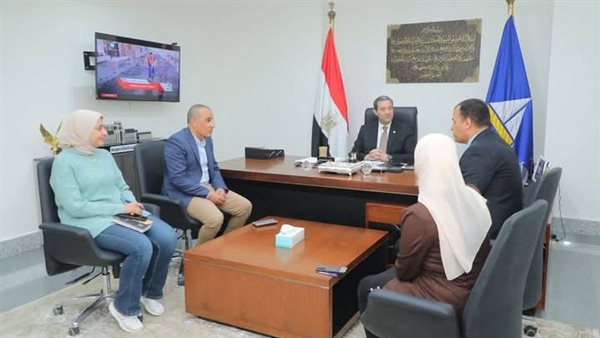 أبرز ما جاء بلقاء محافظ دمياط برئيس شركة شمال الدلتا لتوزيع الكهرباء أبرز ما جاء بلقاء محافظ دمياط برئيس شركة شمال الدلتا لتوزيع الكهرباء