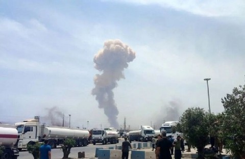 ميناء الشهيد رجائي مرفق استراتيجي في إيران هزّه الانفجار الضخم ميناء الشهيد رجائي مرفق استراتيجي في إيران هزّه الانفجار الضخم