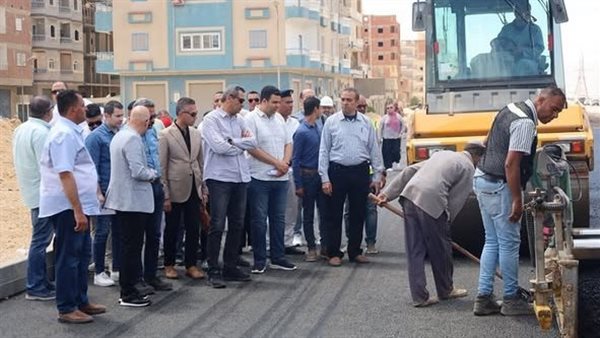 محافظ السويس يتفقد أعمال تطوير طريق مصر إيران بحي عتاقة محافظ السويس يتفقد أعمال تطوير طريق مصر إيران بحي عتاقة